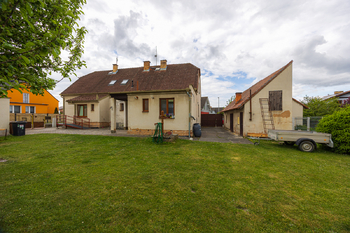 Prodej domu 290 m², Vejprnice