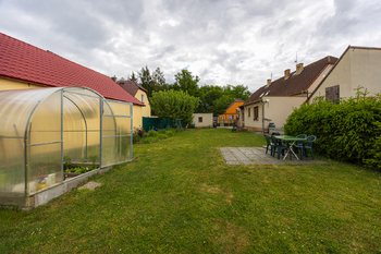 Prodej domu 290 m², Vejprnice