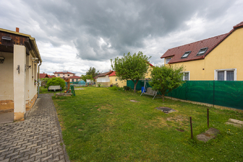Prodej domu 290 m², Vejprnice