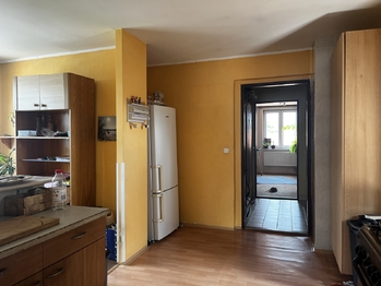 Prodej domu 290 m², Vejprnice