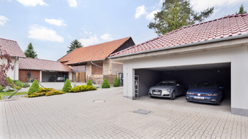Prodej domu 634 m², Nučice