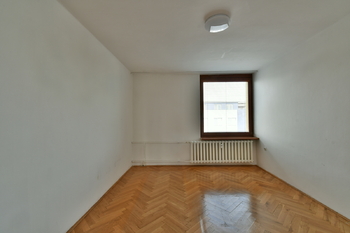 Pronájem bytu 3+kk v družstevním vlastnictví 74 m², Hradec Králové