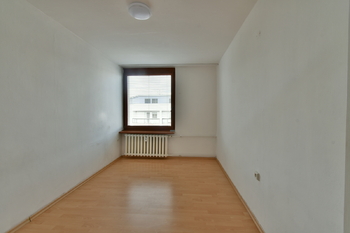 Pronájem bytu 3+kk v družstevním vlastnictví 74 m², Hradec Králové