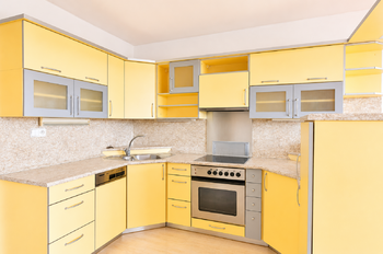 Pronájem bytu 3+kk v družstevním vlastnictví 74 m², Hradec Králové