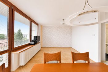 Pronájem bytu 3+kk v družstevním vlastnictví 74 m², Hradec Králové