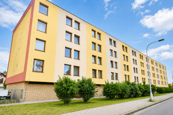 Pronájem bytu 3+kk v družstevním vlastnictví 74 m², Hradec Králové
