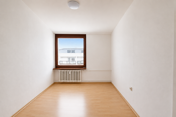 Pronájem bytu 3+kk v družstevním vlastnictví 74 m², Hradec Králové