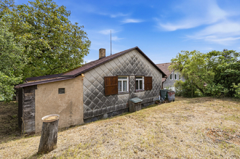 Prodej pozemku 700 m², Pyšely