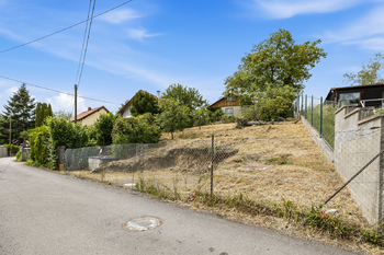 Prodej pozemku 700 m², Pyšely
