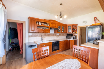 Prodej domu 100 m², Hodonice