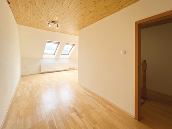 Prodej bytu 4+1 v osobním vlastnictví 116 m², Jindřichův Hradec