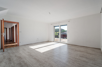 Prodej domu 220 m², Sedlec-Prčice