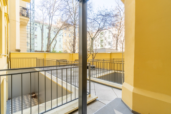 Pronájem bytu 2+1 v osobním vlastnictví 67 m², Praha 3 - Vinohrady