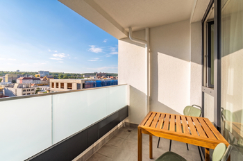 Pronájem bytu 2+kk v družstevním vlastnictví 42 m², Praha 9 - Vysočany