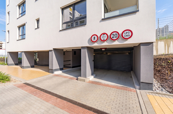 Pronájem bytu 2+kk v družstevním vlastnictví 42 m², Praha 9 - Vysočany