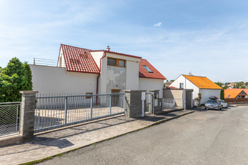Pronájem domu 203 m², Kosoř
