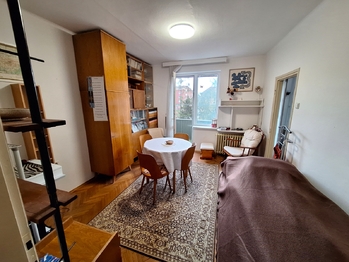pokoj - Prodej bytu 2+1 v osobním vlastnictví 52 m², Příbram