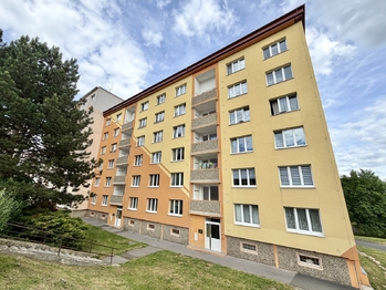 Prodej bytu 3+1 v osobním vlastnictví 76 m², Chomutov