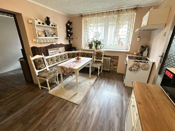 Prodej domu 203 m², Tisová