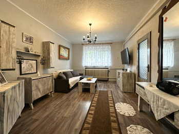Prodej domu 203 m², Tisová