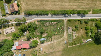 Prodej pozemku 1340 m², Žáky