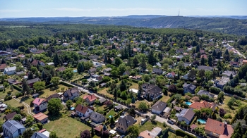 Prodej pozemku 910 m², Ohrobec