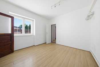 Prodej domu 69 m², Praha 10 - Uhříněves