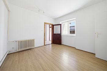 Prodej domu 69 m², Praha 10 - Uhříněves
