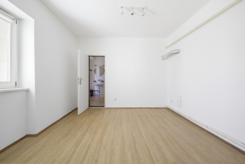 Prodej domu 69 m², Praha 10 - Uhříněves