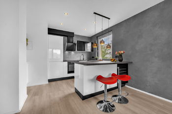 Prodej bytu 3+kk v osobním vlastnictví 68 m², Praha 4 - Modřany