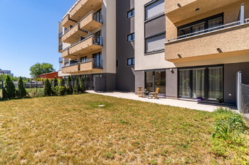 Prodej bytu 2+kk v osobním vlastnictví 48 m², Praha 5 - Třebonice