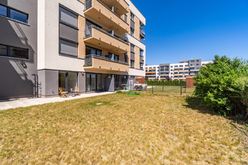 Prodej bytu 2+kk v osobním vlastnictví 48 m², Praha 5 - Třebonice