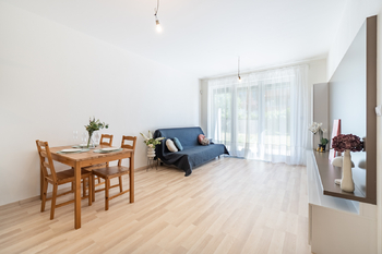 Prodej bytu 2+kk v osobním vlastnictví 48 m², Praha 5 - Třebonice