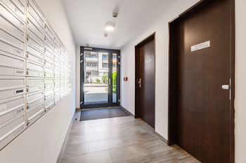 Prodej bytu 2+kk v osobním vlastnictví 48 m², Praha 5 - Třebonice