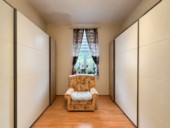 Prodej domu 345 m², Chomutov