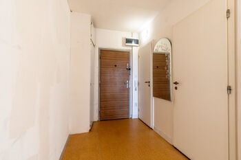 Pronájem bytu 2+kk v družstevním vlastnictví 43 m², Praha 4 - Háje