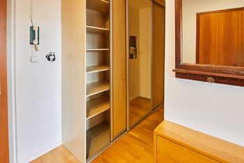 Pronájem bytu 1+kk v osobním vlastnictví 38 m², Praha 4 - Háje