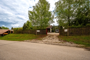 příjezd  - Prodej apartmánu, Horní Stropnice