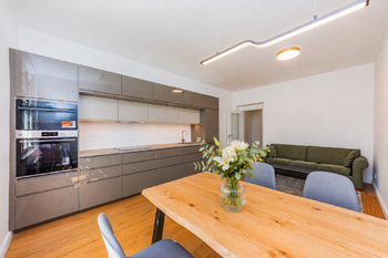 Pronájem bytu 2+kk v osobním vlastnictví 53 m², Praha 3 - Vinohrady