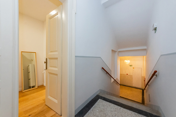 Pronájem bytu 2+kk v osobním vlastnictví 53 m², Praha 3 - Vinohrady