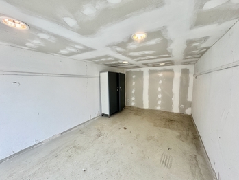 Prodej garáže 21 m², Praha 9 - Letňany