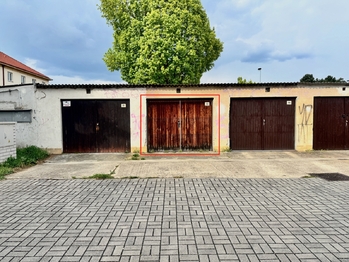 Prodej garáže 21 m², Praha 9 - Letňany