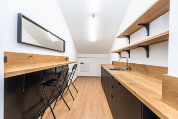 Pronájem kancelářských prostor 145 m², Praha 2 - Nové Město