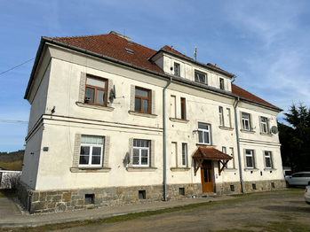 Prodej bytu 1+1 v osobním vlastnictví 46 m², Planá
