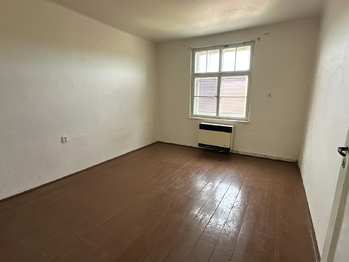 Prodej bytu 1+1 v osobním vlastnictví 46 m², Planá