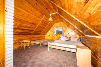 Spaní v podkroví - Prodej chaty / chalupy 44 m², Dolní Zálezly