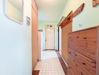 Prodej bytu 3+1 v osobním vlastnictví 64 m², Čerčany
