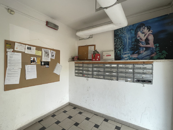 Prodej bytu 2+kk v osobním vlastnictví 41 m², Praha 4 - Hodkovičky