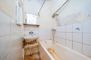 Prodej nájemního domu 200 m², Praha 6 - Veleslavín