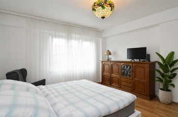 Prodej bytu 2+1 v osobním vlastnictví 70 m², Praha 10 - Vršovice
